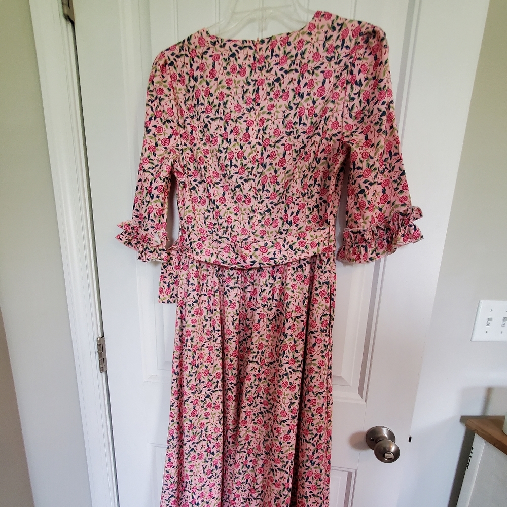 Dress - Picture 2 of 4